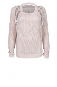  Top Singapore | white