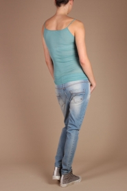  Top Lee | blue green