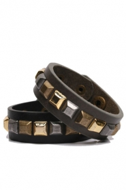 Leather bracelet With Studs | black