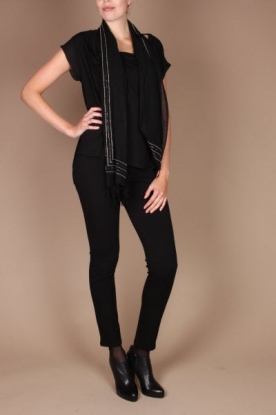 Moment by Moment | Scarf solid 5 rows seq | black
