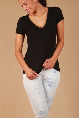 Michael Stars | T-shirt v-hals Jena | zwart