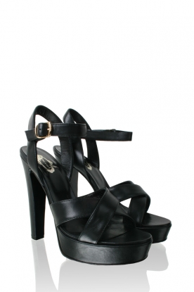 Leather pumps Pistache | black