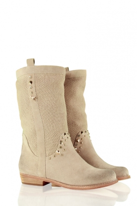Laarzen Studs | sand