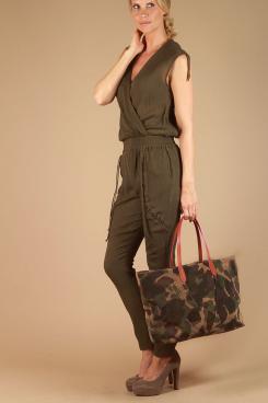 Patrizia Pepe |  Leather shopper Cadauno | army green