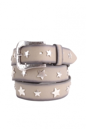 Belt stars big | sand
