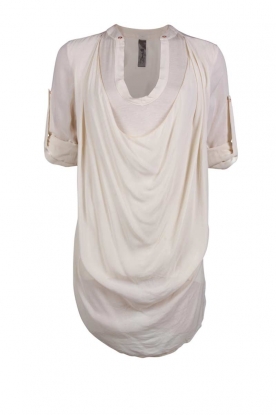 Top August | cream