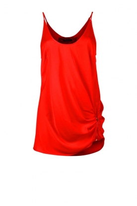 Top Usha | flame red