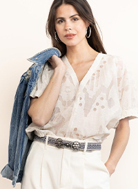 blouses & tops