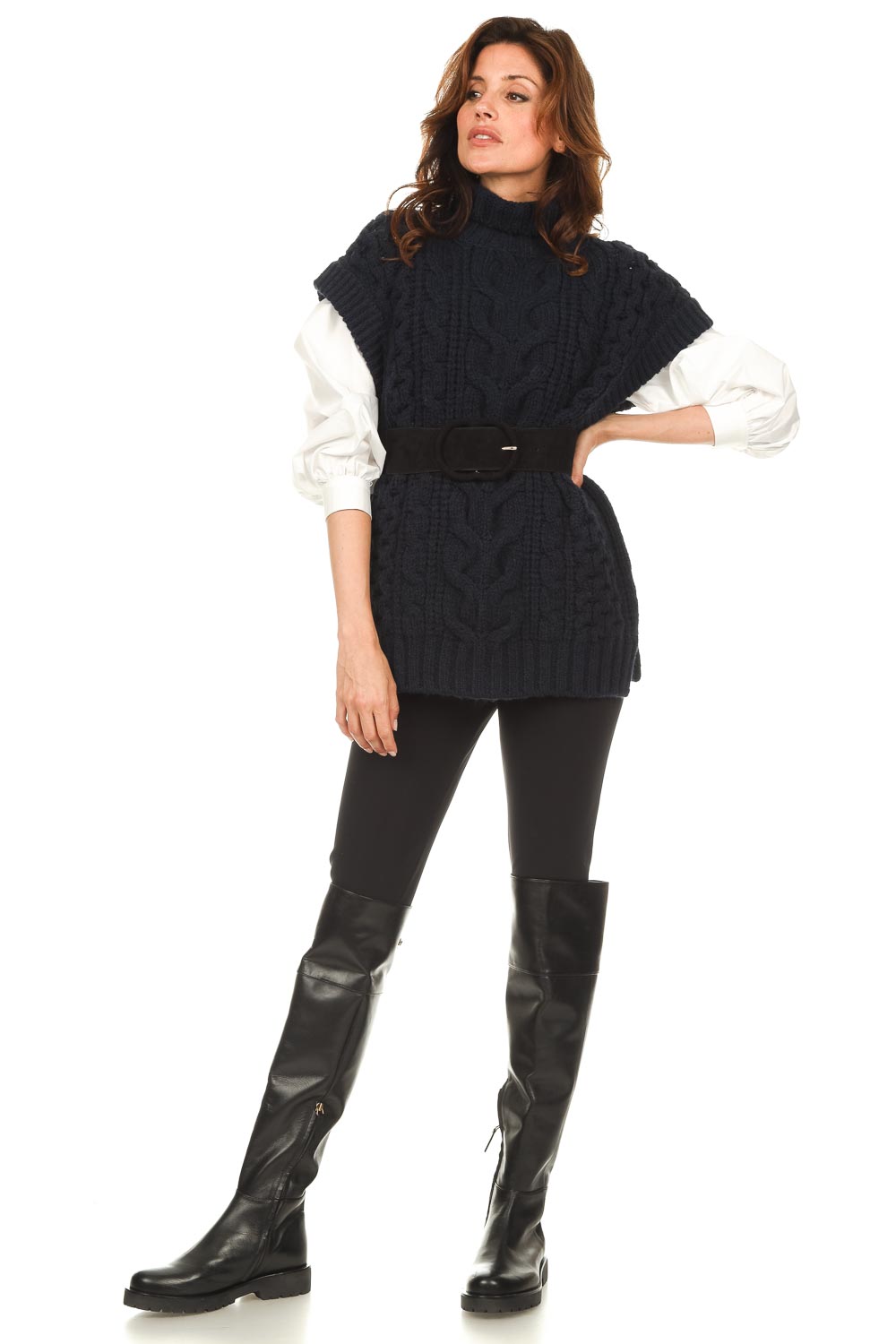 Look Cable knitted vest Valestiane