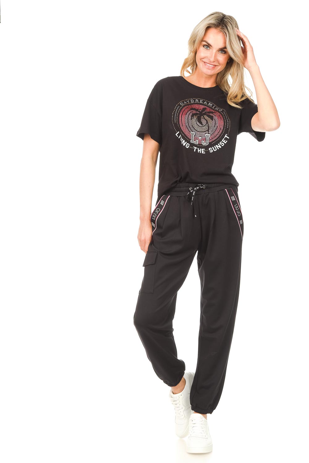 Look T-shirt with rhinestones print Gimma