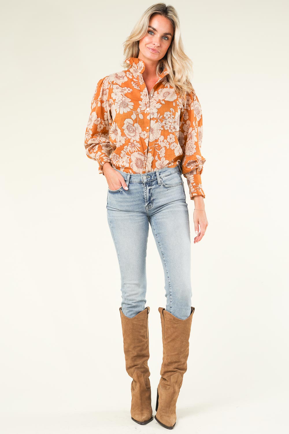 Look Blouse with floral print Leoni