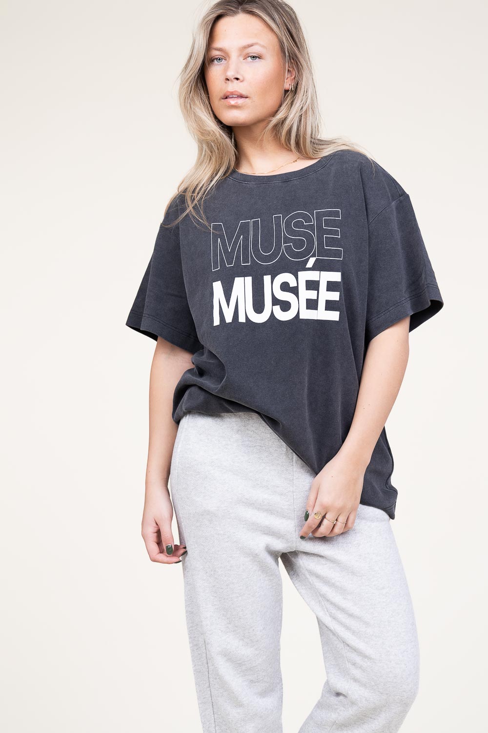 Oversized t-shirt with logo Muse | black | Copenhagen Muse