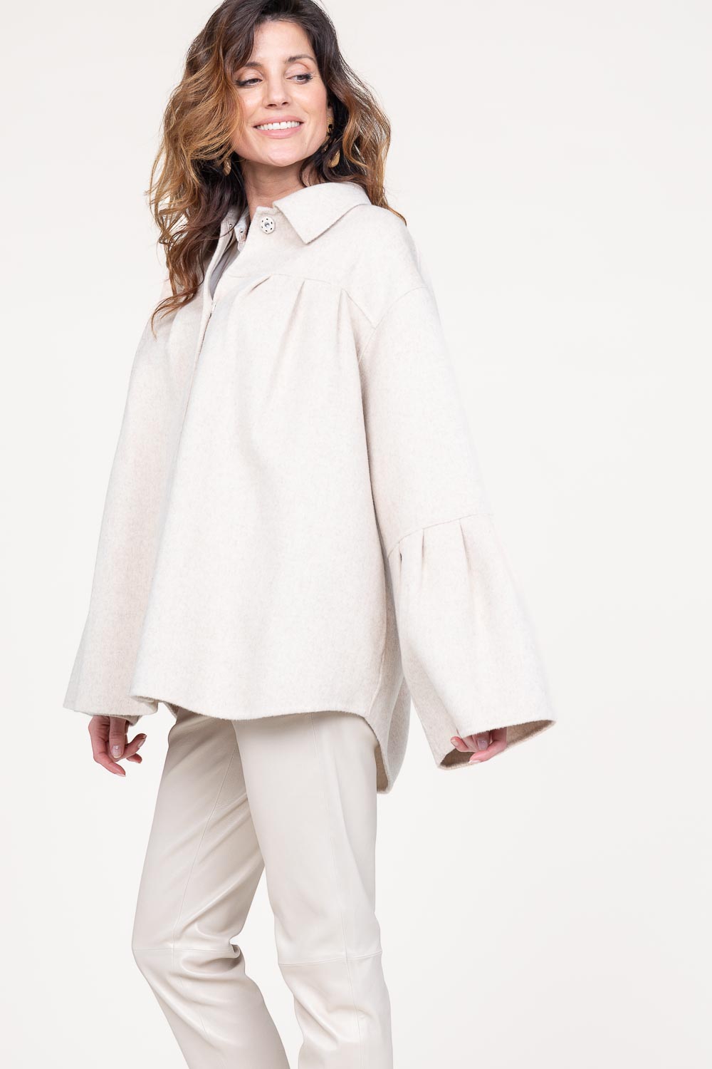 ジャケット・アウター ANATOMICA CAPE OFF WHITE ORGANIC WOOL ジャケット・アウター ANATOMICA CAPE OFF WHITE ORGANIC WOOL