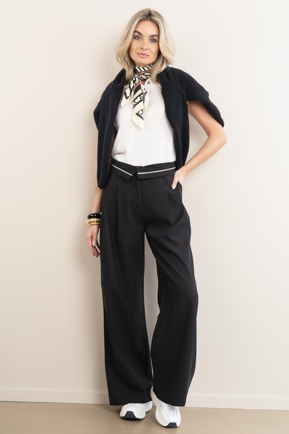 Look Pants with flap Alaya