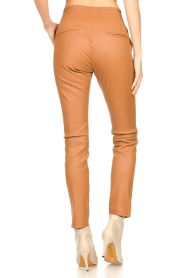 Ibana |  Stretch leather pants Colette | fudge  | Picture 7