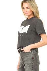 IRO | Katoenen T-shirt met logo Dachi | zwart  | Afbeelding 6