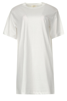 Notes Du Nord |  T-shirt dress with shoulder pads Dominic | white  | Picture 1
