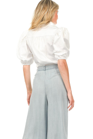 Notes Du Nord :  Blouse with puff sleeves Kira | white - img6