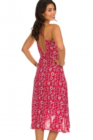 BEACHGOLD |  Floral midi wrap dress Picolo | red  | Picture 6