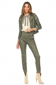 Ibana :  Stretch leather pants Colette | olive - img2