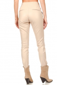Ibana :  Stretch leather pants Colette | oyster - img7