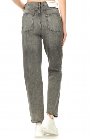 Tomorrow Denim | Straight fit jeans met ripped detail L30 Ewa | grijs   | Afbeelding 7