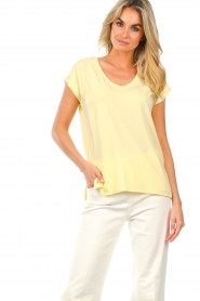 Blaumax |  Lyocell v-neck T-shirt Fine | yellow  | Picture 3