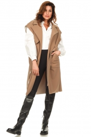 D-ETOILES CASIOPE :  Sleeveless travelwear trench coat Day | beige - img4