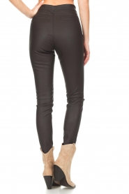 Knit-ted |  Faux leather leggings Amber | brown   | Picture 6