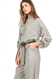 CHPTR S :  Oversized blouse Lavish | grey - img10