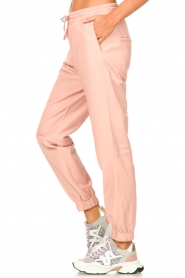 STUDIO AR |  Leather joggers Sydney | pink  | Picture 6