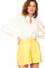 STUDIO AR :  Lamb leather shorts Jocelyn | yellow - img7