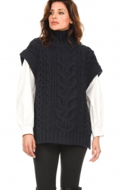 Vanessa Bruno |  Cable knitted vest Valestiane | blue  | Picture 6