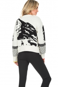 Goldbergh :  Knitted sweater Rox | natural - img8