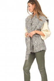 Sofie Schnoor :  Bouclé waistcoat with lurex Nyah | natural - img5