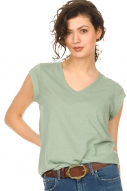 CC Heart |  T-shirt with V-neck Vera | green  | Picture 2