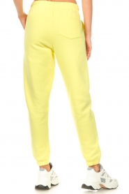 Second Female :  Sweatpants Carmelle | yellow - img7