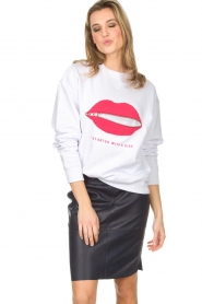 Zoe Karssen |  Sweater Kiss | white  | Picture 4