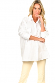 Ibana |  Oversized blouse Tri | white  | Picture 5