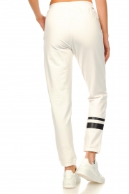 Liu Jo Easywear :  Sweatpants with stripes Lico | white - img6