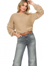 Kocca |  Knitted sweater with balloon sleeves Japai | camel  | Picture 2