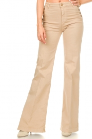 Kocca |  Jeans with statement buttons Rooney | beige  | Picture 5
