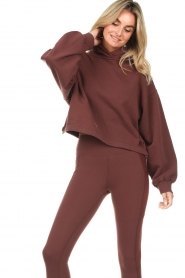 Lune Active :  Sports sweater with logo Nomi | bordeaux - img2