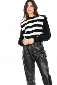 Notes Du Nord :  Sweater with striped print Ena | black and white - img4