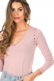 Liu Jo |  Top with ring details Otis | pink  | Picture 8