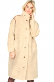 Antik Batik |  Teddy coat with embroided details Sable | brown  | Picture 5