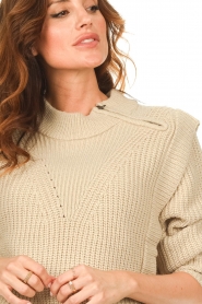 Silvian Heach |  Sweater with statement shoulders Newsan | beige   | Picture 10