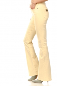 Lois Jeans :  High rise flared jeans L34 Raval | yellow - img5
