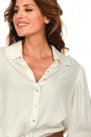 Aaiko :  Blouse with double shirt collar Noor | natural - img9