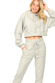 Lune Active | Cropped hoodie Katie | grijs   | Afbeelding 5